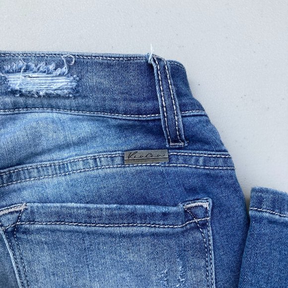 Kan Chun High Rise Distressed Jeans Size 25 - Picture 5 of 5